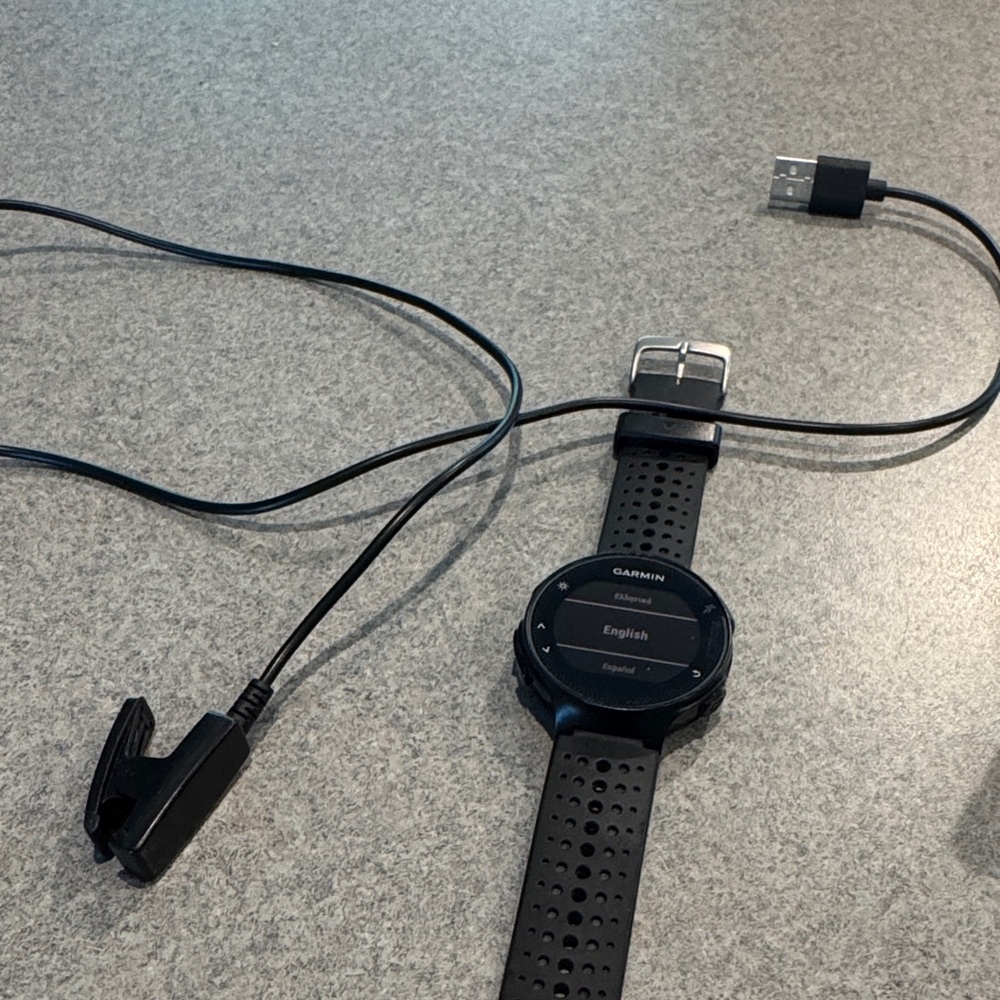Garmin 220 Black Smartwatch with Charger